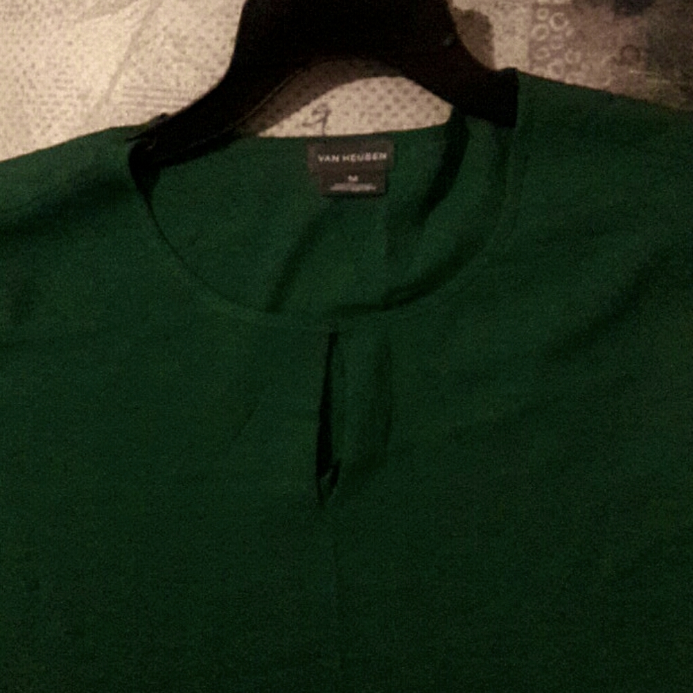Ladies blouse - Picture 3 of 3